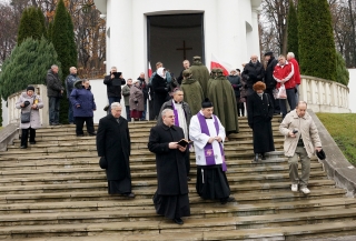 Powtórny_pochówek_ks_Szmyda_4