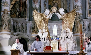 Wielka_Sobota_2016_17